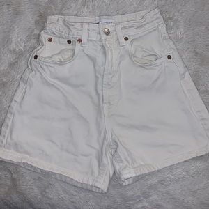 Zara shorts barley worn
